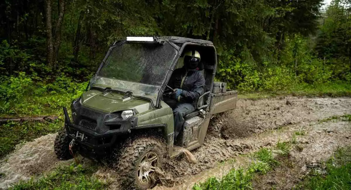 How to Keep Mud from Sticking to UTV